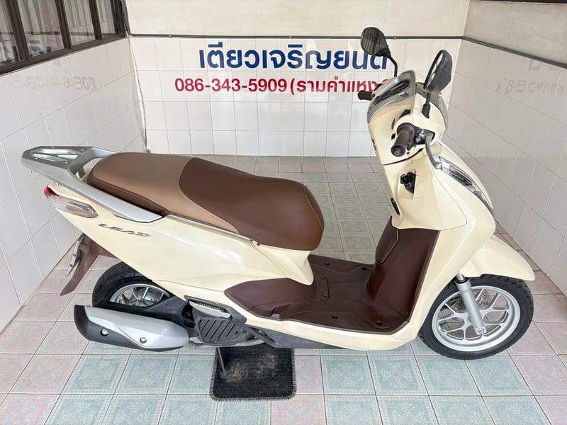 Lead125 2V สภาพใสกริ๊บ เครื่องดี ศูนย์ดี ชุดสีสวย ผ่อนได้ ไม่ต้องค้ำ จัดส่งได้ทั่วไทย มีเก็บปลายทาง วิ่ง8000 ปลายปี64