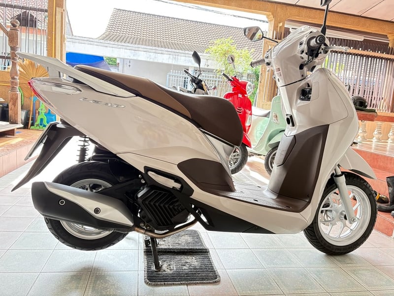 Honda Lead125 4V  วิ่ง 6000 โล  ปี66