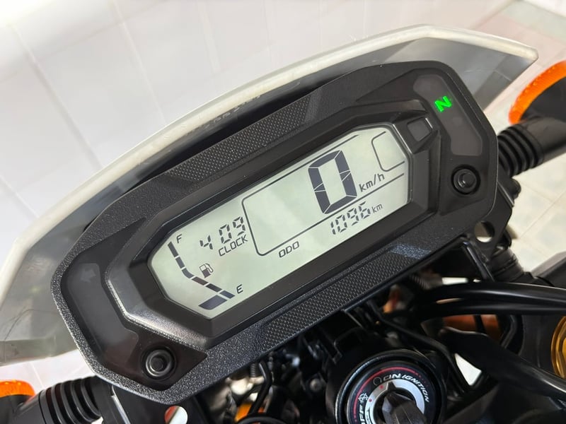 Kawasaki KLX230 SE วิ่ง 1000 โล ปี67 Kawasaki KLX230 SE วิ่ง 1000 โล ปี67