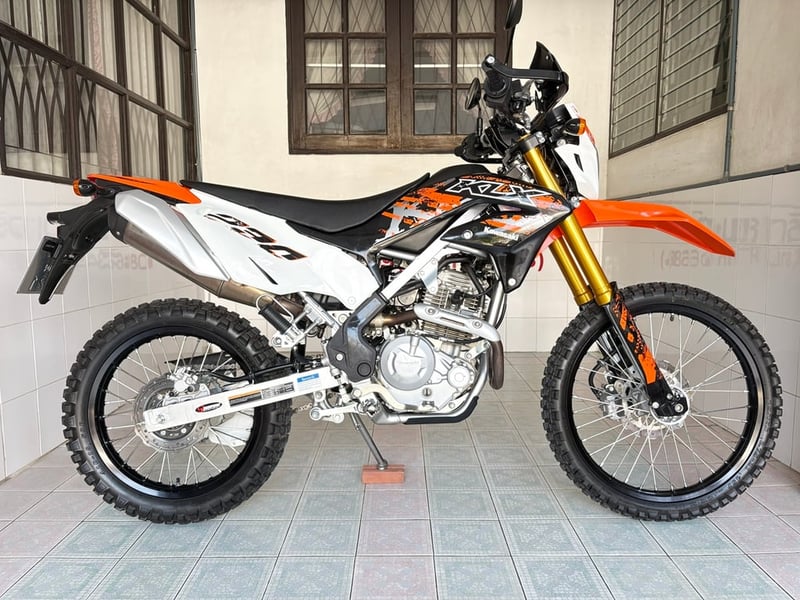 Kawasaki KLX230 SE วิ่ง 1000 โล ปี67 Kawasaki KLX230 SE วิ่ง 1000 โล ปี67