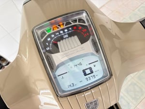 Lambretta X300 SR วิ่ง 9000 โล ปี67 Lambretta X300 SR วิ่ง 9000 โล ปี67
