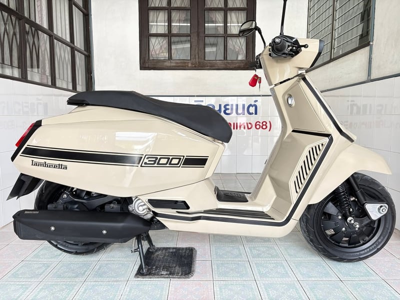 Lambretta X300 SR วิ่ง 9000 โล ปี67 Lambretta X300 SR วิ่ง 9000 โล ปี67