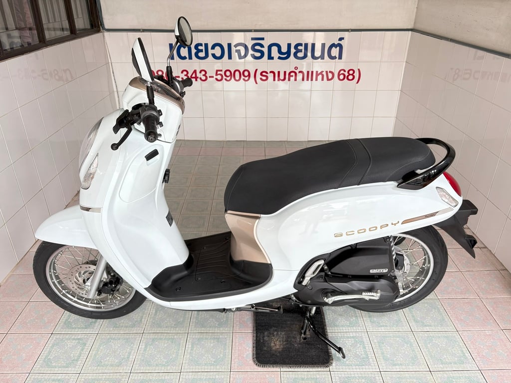 Scoopy-i รถบ้านแท้ มือเดียว สภาพเดิม ใช้งานน้อย ชุดสีสวย เอกสารครบ จัดส่งได้ทั่วไทย มีเก็บปลายทาง วิ่ง9000 ปี65 Scoopy-i รถบ้านแท้ มือเดียว สภาพเดิม ใช้งานน้อย ชุดสีสวย เอกสารครบ จัดส่งได้ทั่วไทย มีเก็บปลายทาง วิ่ง9000 ปี65