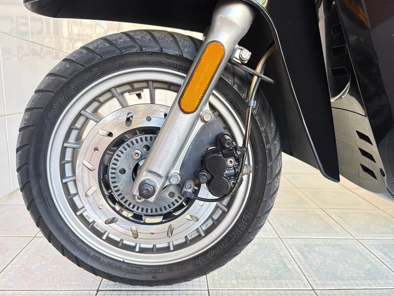 Lambretta V200 วิ่ง 7000 โล ปี66 Lambretta V200 วิ่ง 7000 โล ปี66