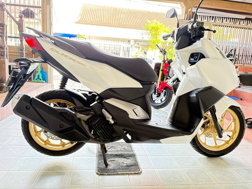 Honda Click160i ABS วิ่ง 8000 โล ปี67