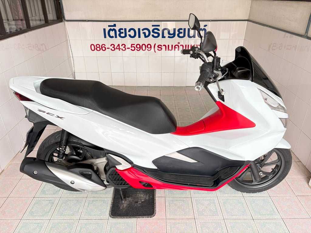 PCX150 รถมือเดียว สมุดคู่มือครบ เจ้าของดูแลดี สภาพใสกริ๊บ ชุดสีสวย เครื่องเดิม เอกสารครบ วิ่ง10000 กลางปี62 PCX150 รถมือเดียว สมุดคู่มือครบ เจ้าของดูแลดี สภาพใสกริ๊บ ชุดสีสวย เครื่องเดิม เอกสารครบ วิ่ง10000 กลางปี62