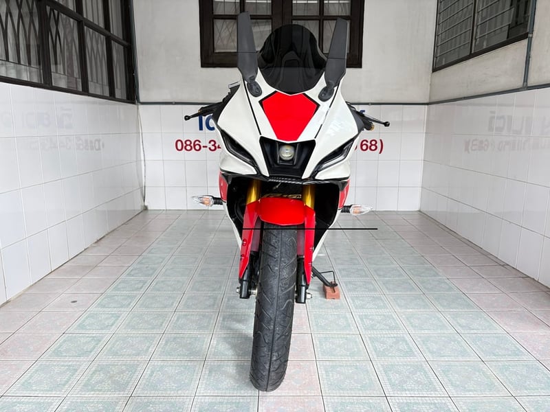 Yamaha R15M ABS Connected Yamaha R15M ABS Connected