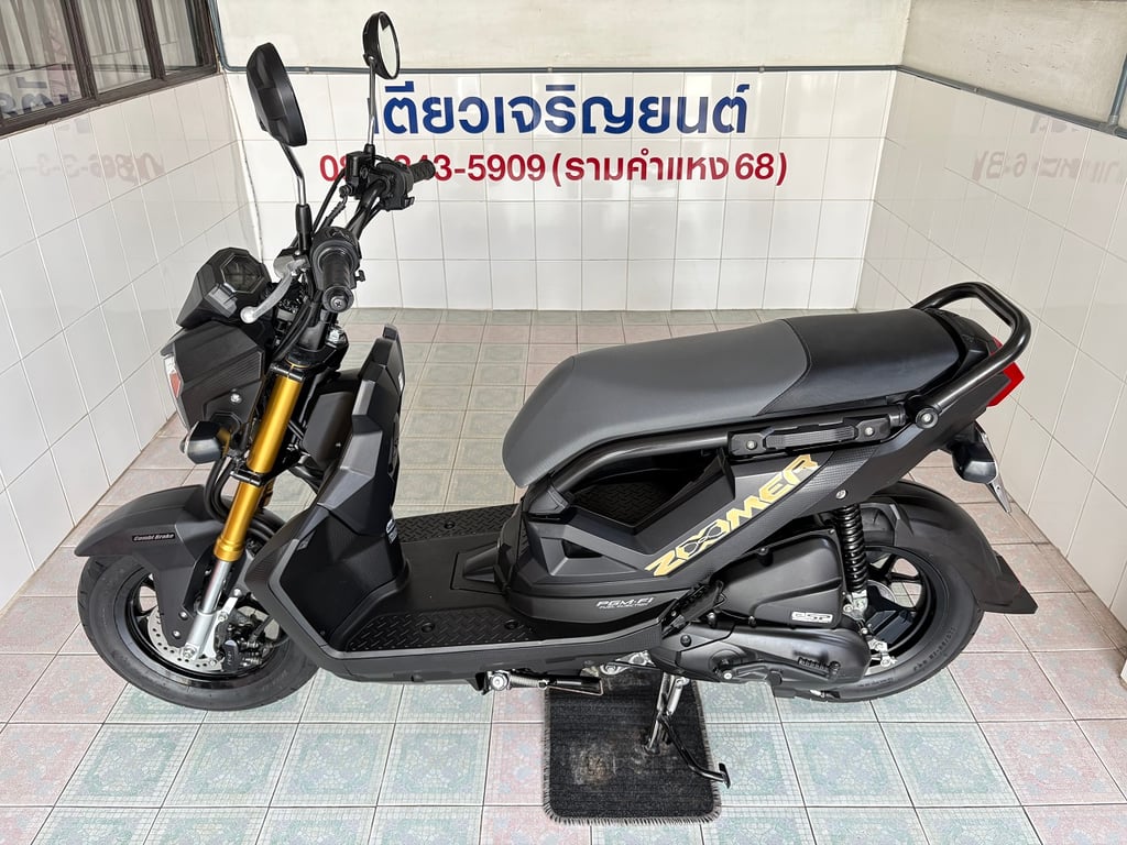 Zoomer-x มีผ่อน มีรับประกัน สภาพพร้อมใช้ รถมือเดียว ดูแลถึง ชุดสีสวย เครื่องเดิม ศูนย์ดี ท้ายไม่หอน วิ่ง5000 กลางปี65