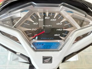 Click125i สต๊าดติด ขับได้ มีเล่ม รถบ้านแท้ เจ้าของฝากขาย เอกสารครบ สภาพพร้อมใช้ เครื่องดี ศูนย์ดี ชุดสีสวย วิ่ง10000 ปี61