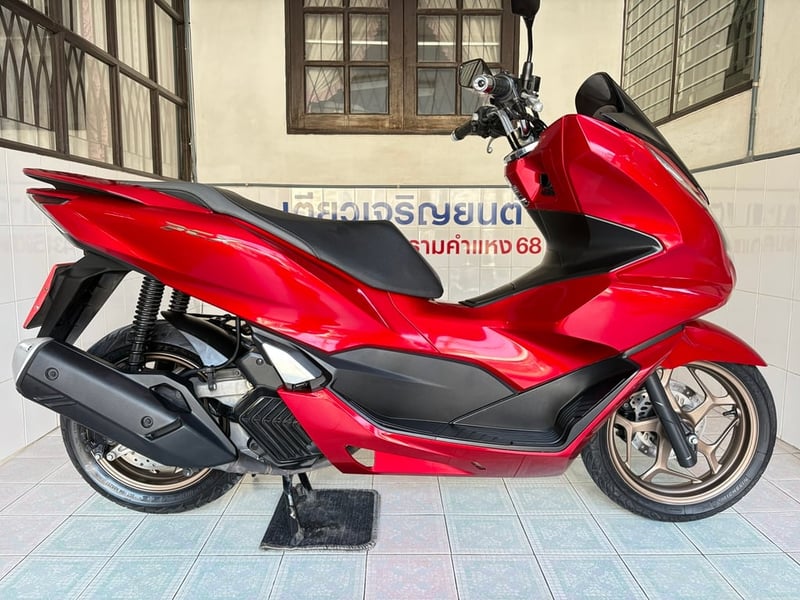 Honda PCX160 ABS วิ่ง 6000 โล ปี67 Honda PCX160 ABS วิ่ง 6000 โล ปี67