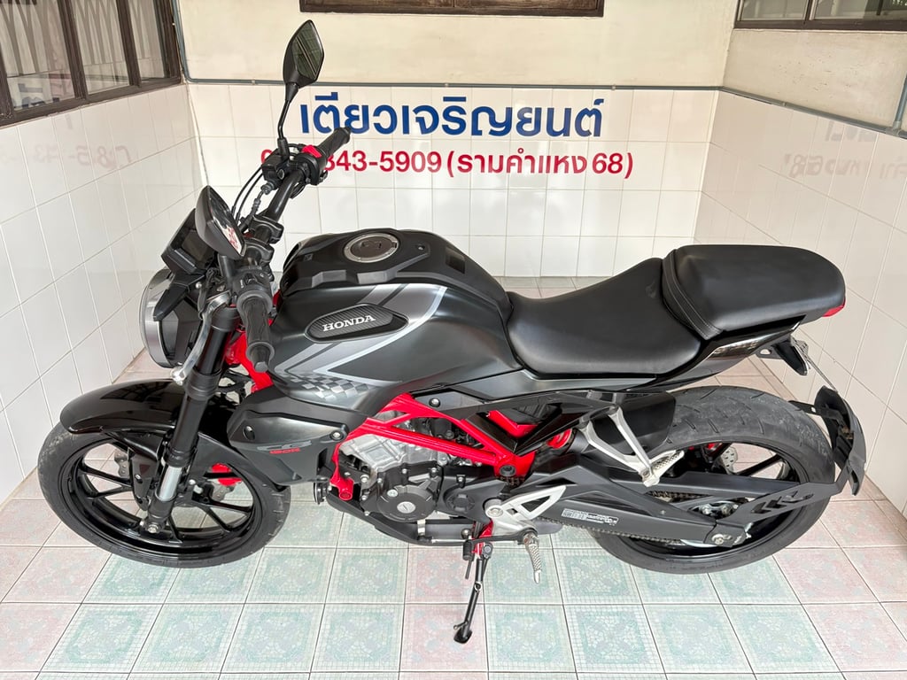 CB150R ABS โฉม2023 ไมล์แท้ รถสภาพเดิม ไม่เคยล้ม ชุดสีไร้รอย ผ่อนได้ ดาวน์ต่ำ มีรับประกัน วิ่ง5000 ปี66