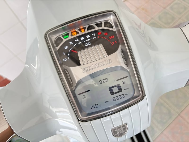 Lambretta X300 SR วิ่ง 8000 โล ปี67 Lambretta X300 SR วิ่ง 8000 โล ปี67