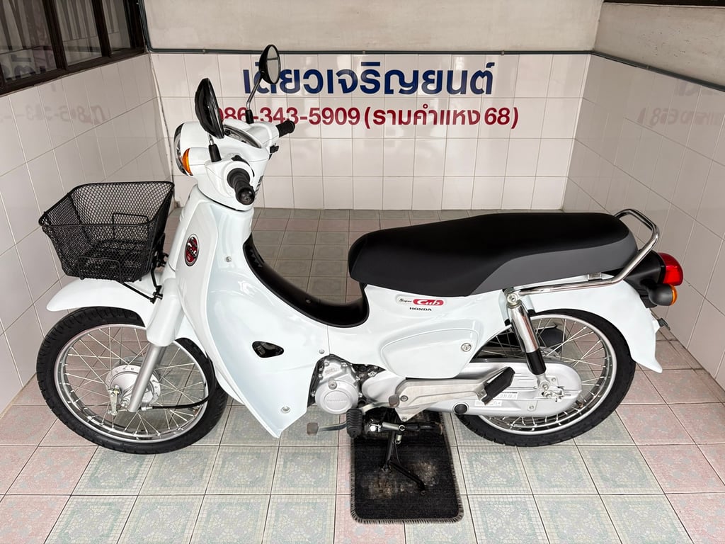 Honda Super Cub วิ่ง 7000 โล ปี66 Honda Super Cub วิ่ง 7000 โล ปี66
