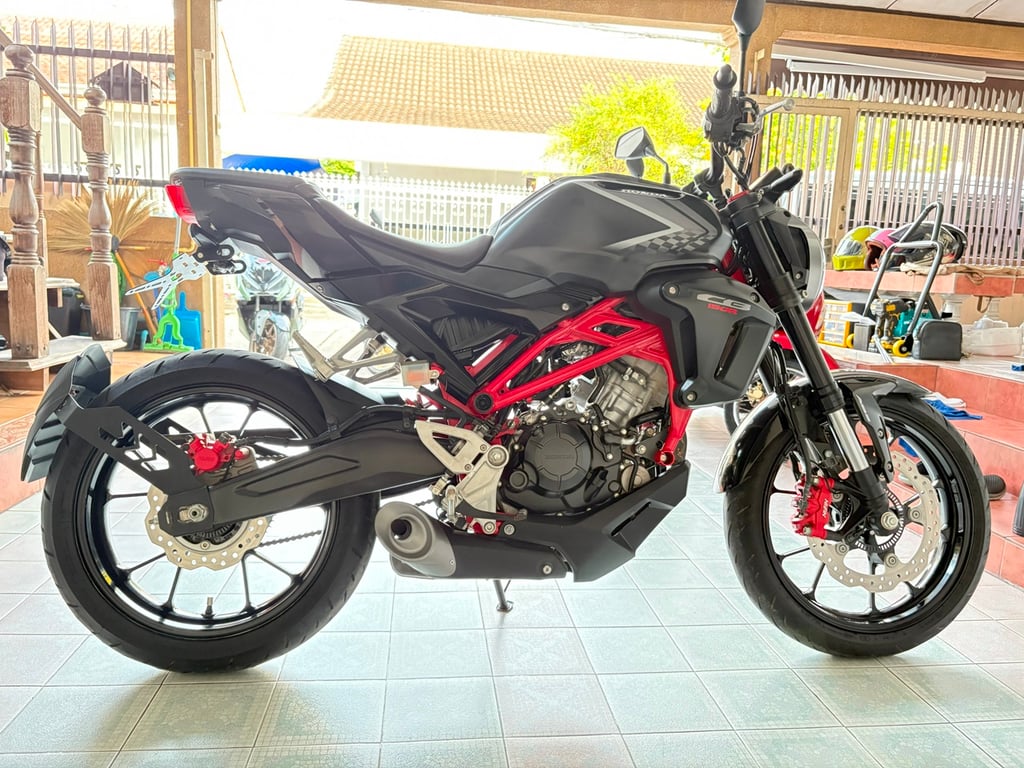 CB150R ABS โฉม2023 ไมล์แท้ รถสภาพเดิม ไม่เคยล้ม ชุดสีไร้รอย ผ่อนได้ ดาวน์ต่ำ มีรับประกัน วิ่ง5000 ปี66