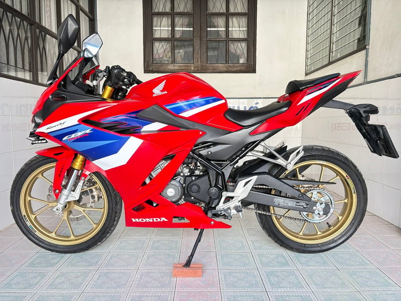 Honda CBR150 ABS วิ่ง 4000 โล ปี68 Honda CBR150 ABS วิ่ง 4000 โล ปี68