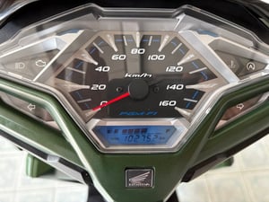 Click125i สต๊าดติด ขับได้ มีเล่ม รถบ้านแท้ เจ้าของฝากขาย เอกสารครบ สภาพพร้อมใช้ เครื่องดี ศูนย์ดี ชุดสีสวย วิ่ง10000 ปี60