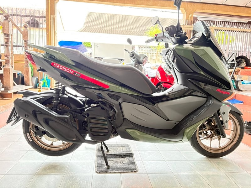 Madison150 4V โฉม2023 ผ่อนได้ ไม่ต้องค้ำ รถมือเดียว สภาพซื้อจอด ไม่เคยล้ม ไม่เคยชน เอกสารครบ วิ่ง6000 กลางปี67