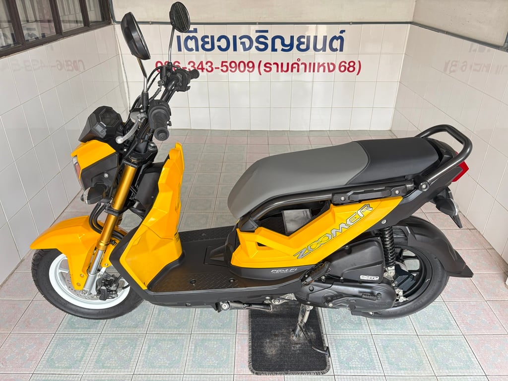 Zoomer-x มีสมุดคู่มือ เครื่องดี ศูนย์ดี ชุดสีสวย เอกสารครบ ไม่เคยล้ม รถมือเดียว ใช้งานน้อย ผ่อนได้ทั่วไทย วิ่ง9000 กลางปี63