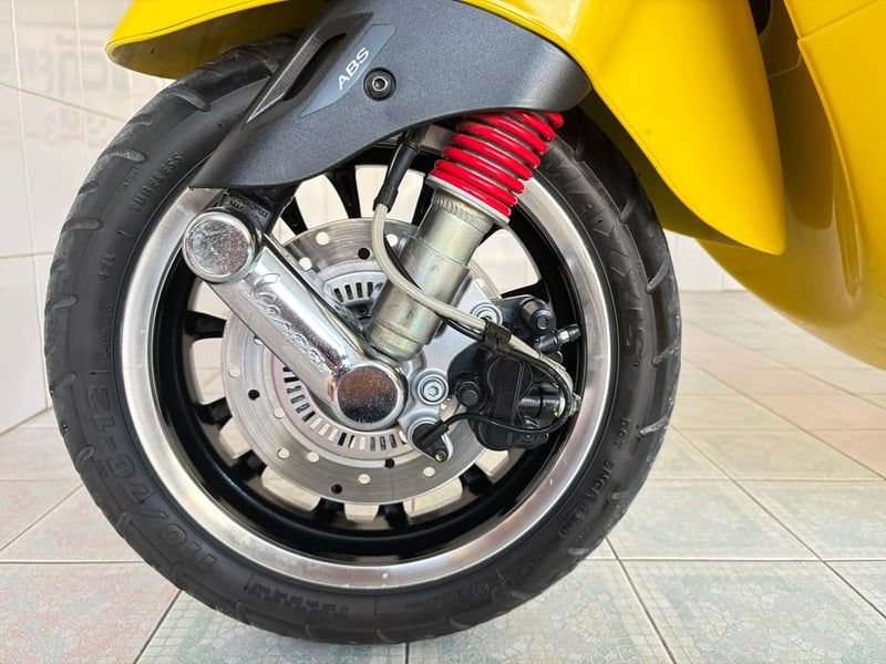 Vespa Sprint125 ABS วิ่ง 7000 โล ปี66 Vespa Sprint125 ABS วิ่ง 7000 โล ปี66