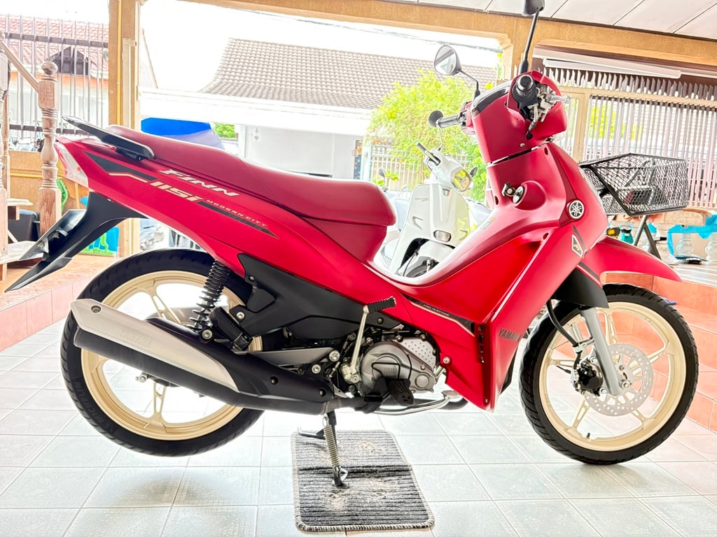 Finn UBS ตัวTop สภาพซื้อจอด รถมือเดียว ใช้งานน้อย ชุดสีใสกริ๊บ ผ่อนได้ ไม่ต้องค้ำ มีเก็บปลายทาง วิ่ง8000 ปี67