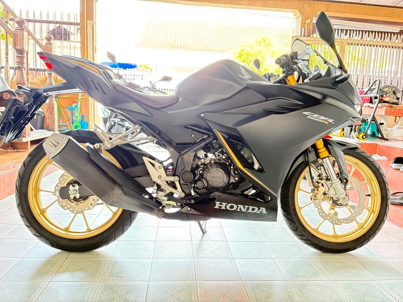 Honda CBR150 ABS  วิ่ง5000 โล ปี66