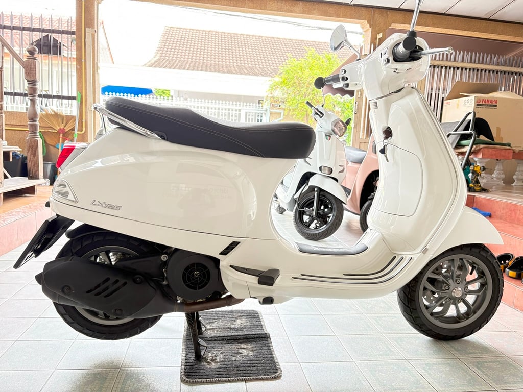 LX125 IGET กุญแจ2ดอก สภาพใสกริ๊บ มีรับประกัน มีเก็บปลายทาง รถไม่เคยล้ม สีเดิมโรงงาน ตัวถังไม่มีสนิม วิ่ง5000 ปี67