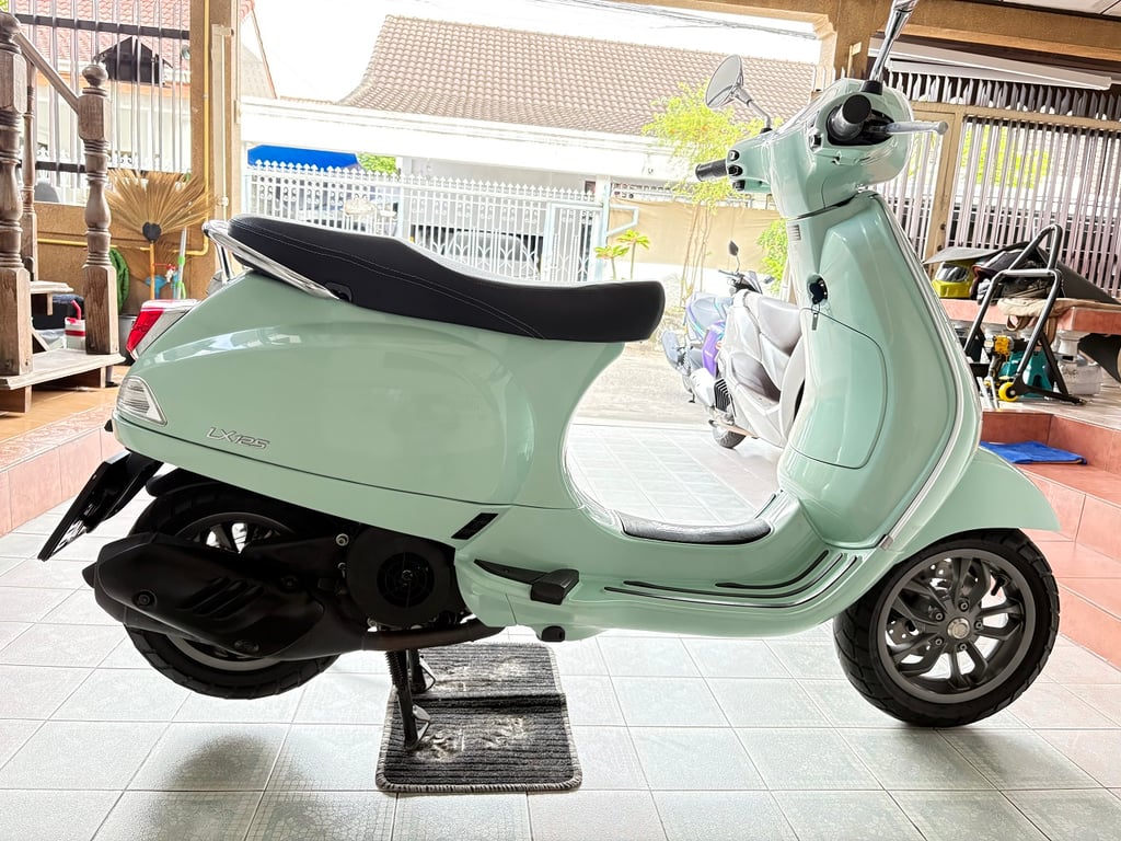 LX125 IGET  สภาพพร้อมขับ รถมือเดียว ใช้งานน้อย มีรับประกัน เครื่องดี ศูนย์ดี ชุดสีไร้รอย จัดส่งได้ วิ่ง5000 ปลายปี65