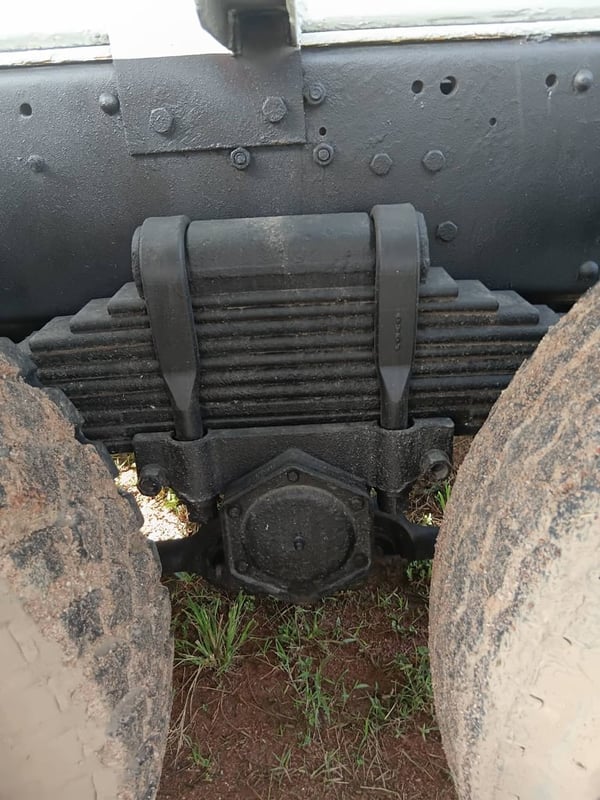 ขายรถโม่ปูนนิสสัน CW430 ขนาด 6 คิวทำใหม่ทั้งคันราคา 450000 บาท