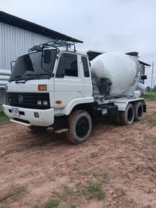 ขายรถโม่ปูนนิสสัน CW430 ขนาด 6 คิวทำใหม่ทั้งคันราคา 450000 บาท ขายรถโม่ปูนนิสสัน CW430 ขนาด 6 คิวทำใหม่ทั้งคันราคา 450000 บาท