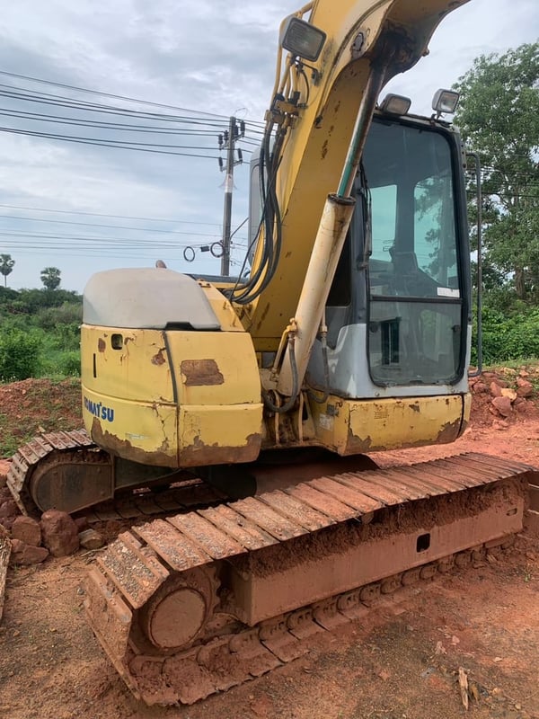 ขายด่วน แบคโฮเล็ก KOMATSU 