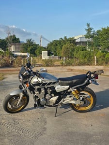 XJR400 1998