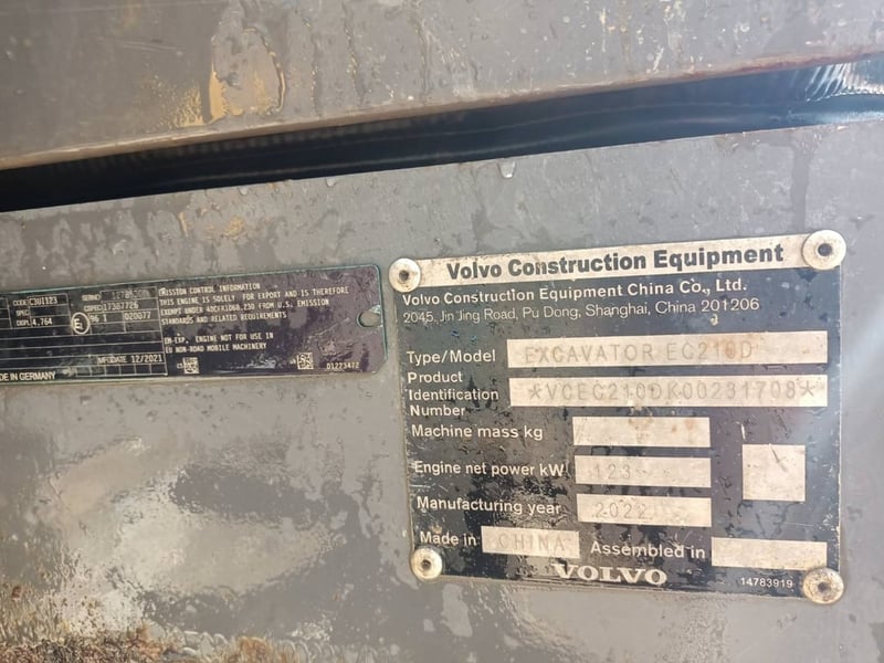 ขายแบคโฮ วอลโว่ EC210D สภาพดีพร้อมใช่งานยาวๆชั่วโมงใช่งานน้อย 5000+ ชั่วโมง ขายแบคโฮ วอลโว่ EC210D สภาพดีพร้อมใช่งานยาวๆชั่วโมงใช่งานน้อย 5000+ ชั่วโมง