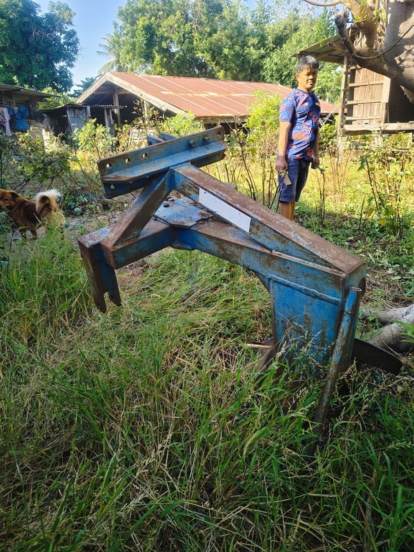 ผานขุดมัน ของFORD