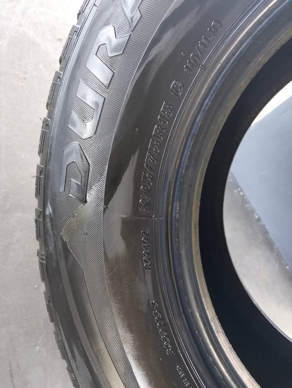 ขายยางมี1เสีย