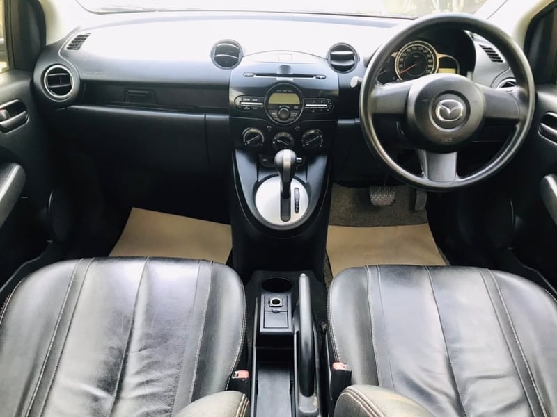 Mazda2 