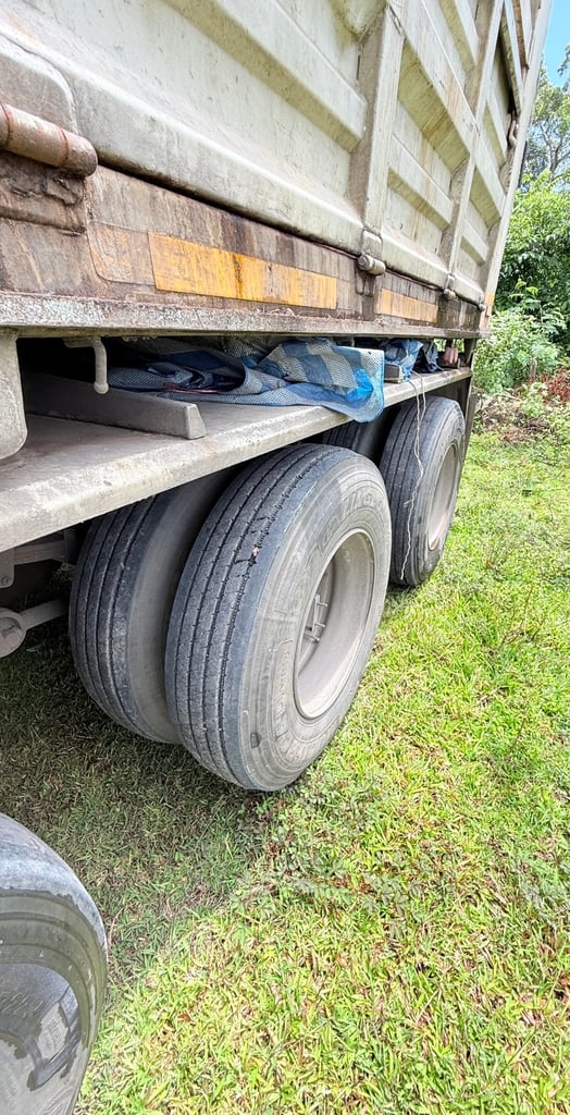 ขายหางคอก3เพลาแท้ RCK ยาว 12.50 เมตร เดิมๆเน้นโทร 099-4982892 ขายหางคอก3เพลาแท้ RCK ยาว 12.50 เมตร เดิมๆเน้นโทร 099-4982892