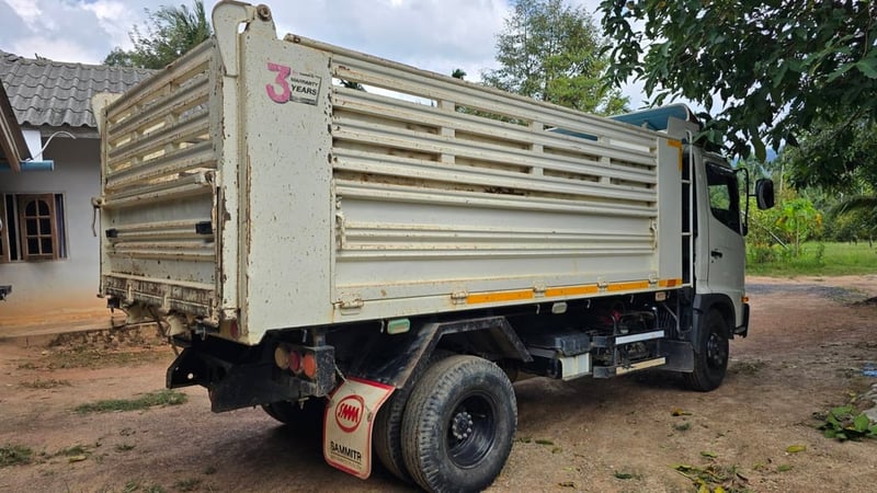 ขายรถ6ล้อดั้ม HINO 210ปี65 วิ่ง 52,000กิโล สวยๆเน้นโทร 099-4982892