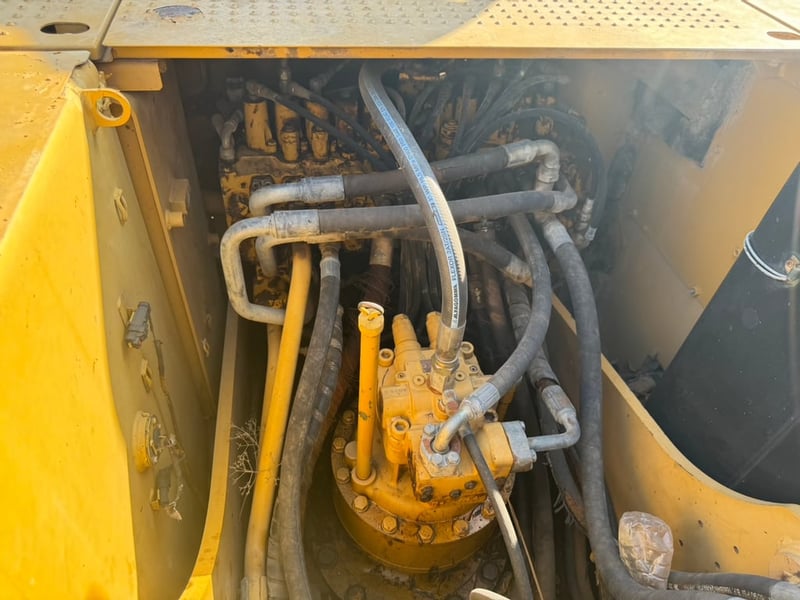 ขายรถแบคโฮ 320D2 ทำงาน 11,900ชั่วโมง ชุดจด เน้นโทร 099-4982892