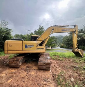 ขายรถแบคโฮ PC200-7A ทำงาน 11,000ชั่วโมง เล่ม เน้นโทร 099-4982892 ขายรถแบคโฮ PC200-7A ทำงาน 11,000ชั่วโมง เล่ม เน้นโทร 099-4982892