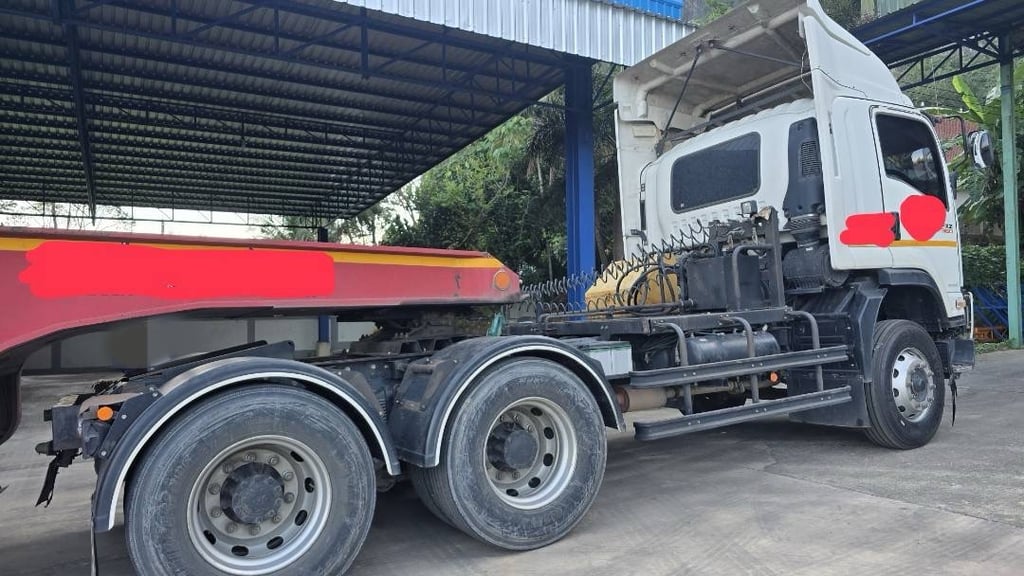 ขายรถ10ล้อหัวลาก ISUZU 345 แรงม้าปี62 วิ่ง 47,000กิโล เน้นโทร 099-4982892