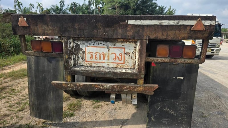 ขายหางพื้นเรียบ2เพลา CHO ยาว 12.50 เมตร เน้นโทร 099-4982892 ขายหางพื้นเรียบ2เพลา CHO ยาว 12.50 เมตร เน้นโทร 099-4982892