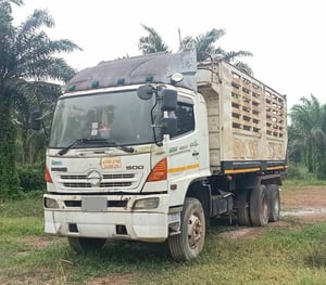 ขายรถ10ล้อดั้ม HINO 380แรงม้าปี53 เน้นโทร 099-4982892