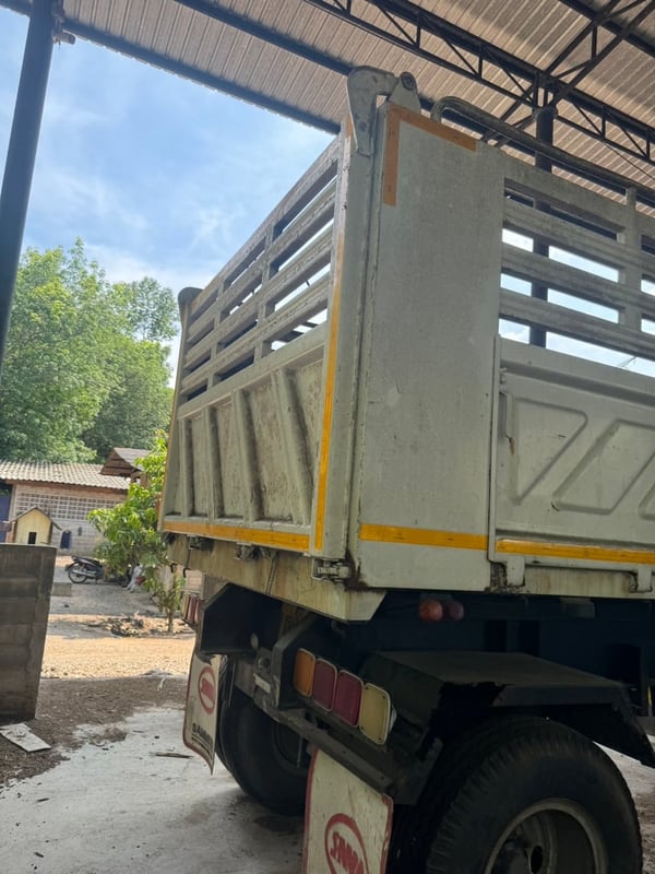 ขายหางดั้ม2เพลา SMM ปี56 สวยๆเน้นโทร 099-4982892