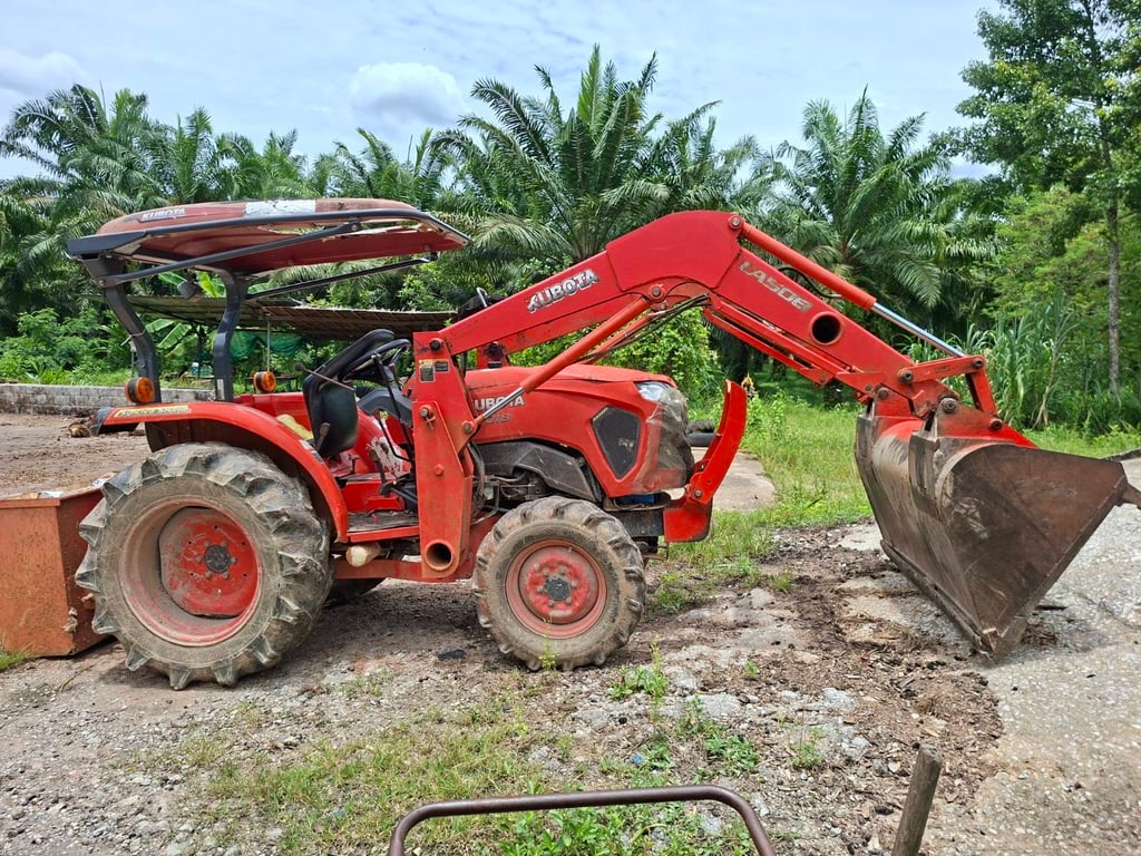 ขายรถตัก L4018DT 2,480ชั่วโมง สวยๆเน้นโทร 099-4982892 ขายรถตัก L4018DT 2,480ชั่วโมง สวยๆเน้นโทร 099-4982892