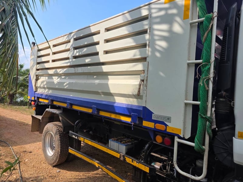 ขายรถ6ล้อดั้ม ISUZU 190แรงม้าปี64 สวยๆเน้นโทร 099-4982892