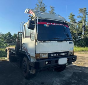 ขายรถ10ล้อท้ายลาด FN527MA 190แรงม้า เน้นโทร 099-4982892