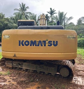 ขายรถแบคโฮ PC200-7A ทำงาน 11,000ชั่วโมง เล่ม เน้นโทร 099-4982892 ขายรถแบคโฮ PC200-7A ทำงาน 11,000ชั่วโมง เล่ม เน้นโทร 099-4982892