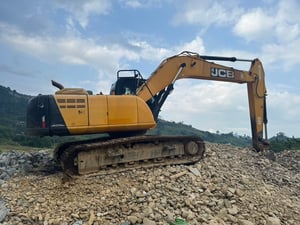 ขายรถแบคโฮ JCB JS200SC 7,500ชั่วโมง เดิมๆเล่ม เน้นโทร 099-4982892