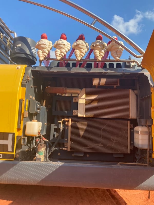 ขายดาวน์แบคโฮ SH210F6 ทำงาน 5,000ชั่วโมง เน้นโทร 099-4982892