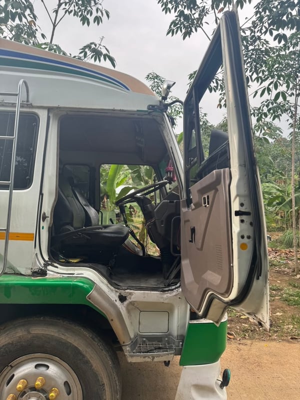 ขายรถ18ล้อหัวลากหางโลว์เบด FUSO 190 หางTDD เน้นโทร 099-4982892 ขายรถ18ล้อหัวลากหางโลว์เบด FUSO 190 หางTDD เน้นโทร 099-4982892